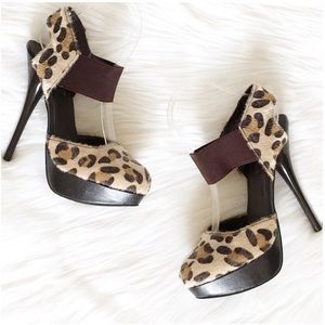 SHOEDAZZLE faux fur leopard closed toed heels